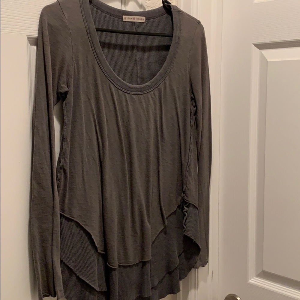 Medium green long sleeve
